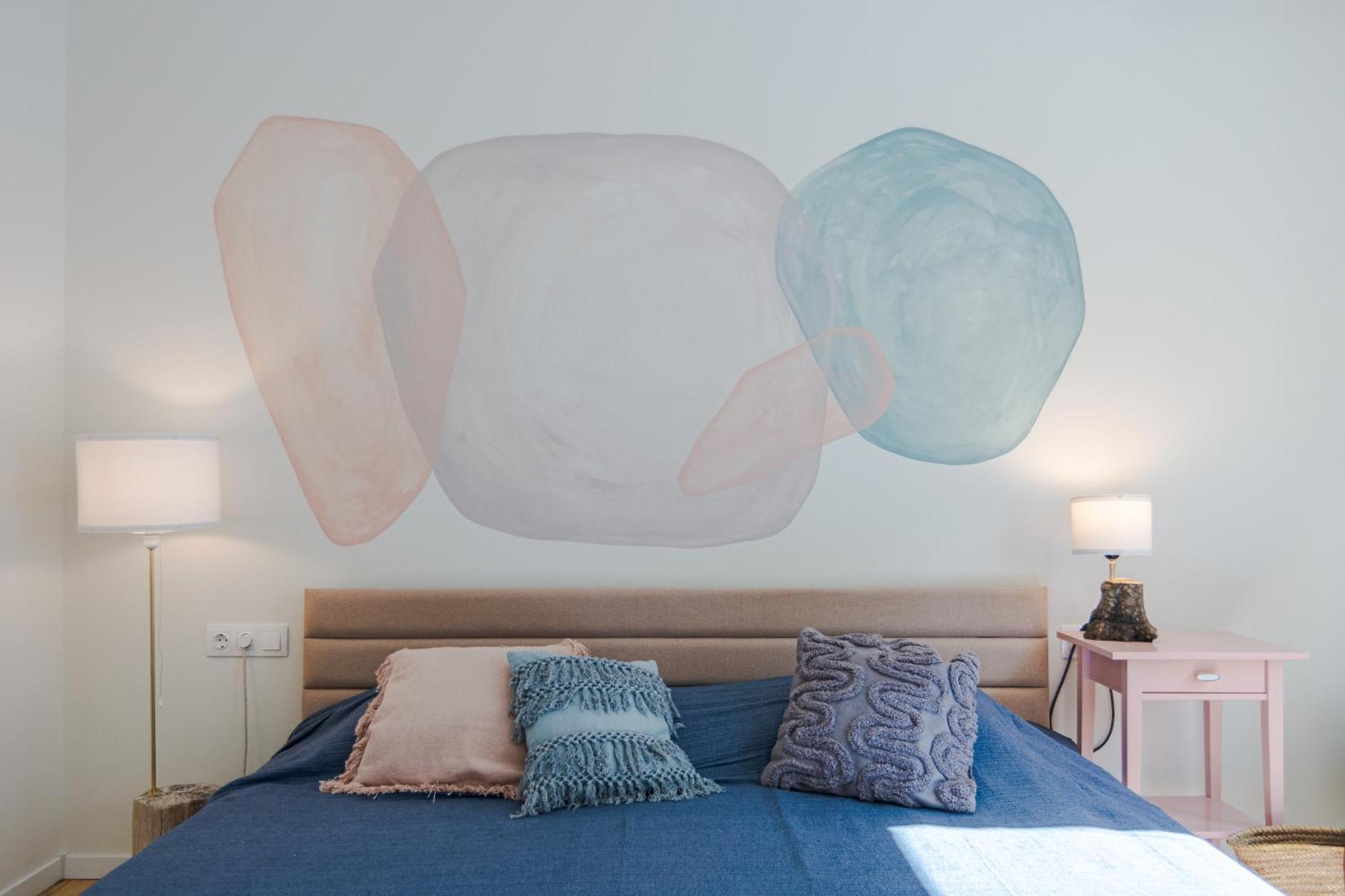 Little Perfection - Super King Size Bed - Wifi 200 Mbp * Sofia